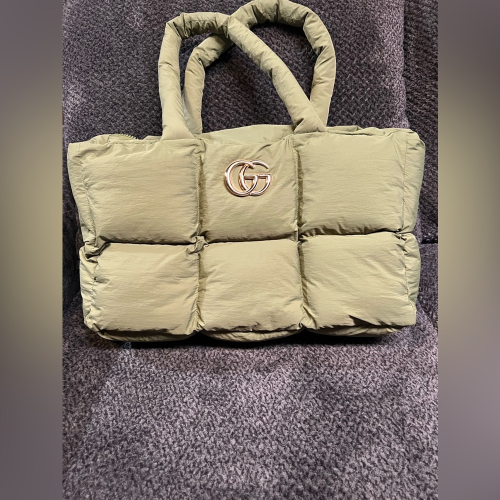 Green purse